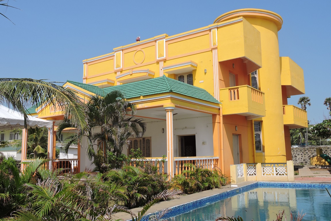 Farm house in uthandi Chennai Beach Houses