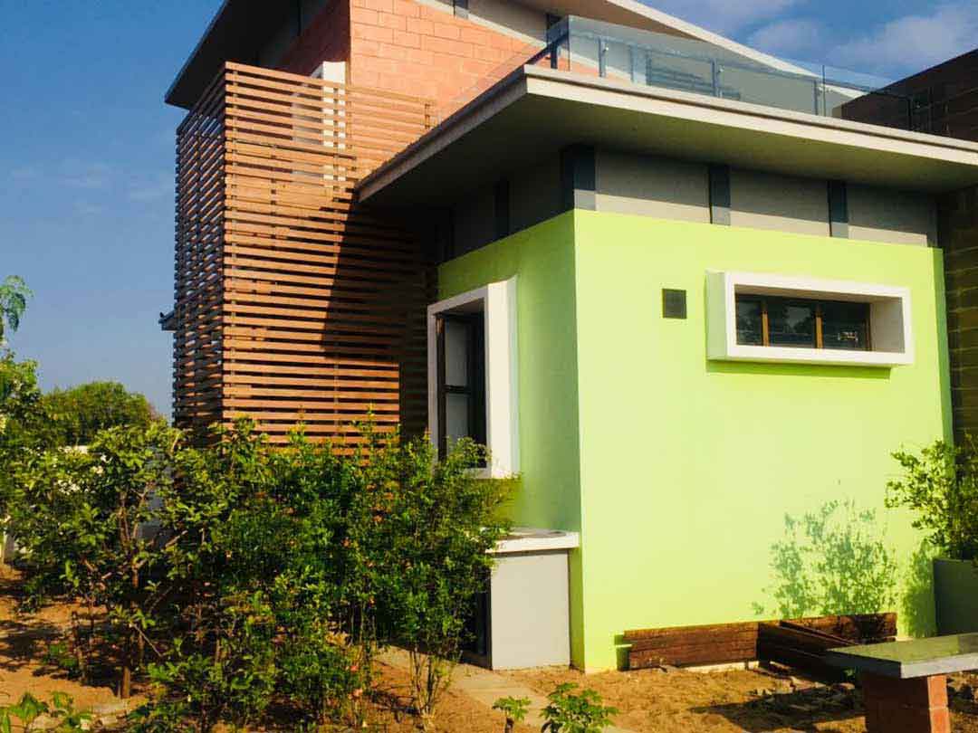 beach house for rent in ecr