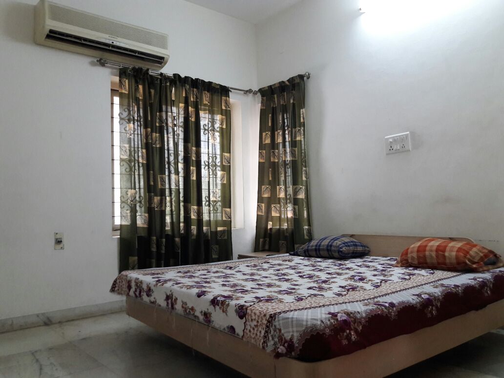 Budget Beach Houses in ECR