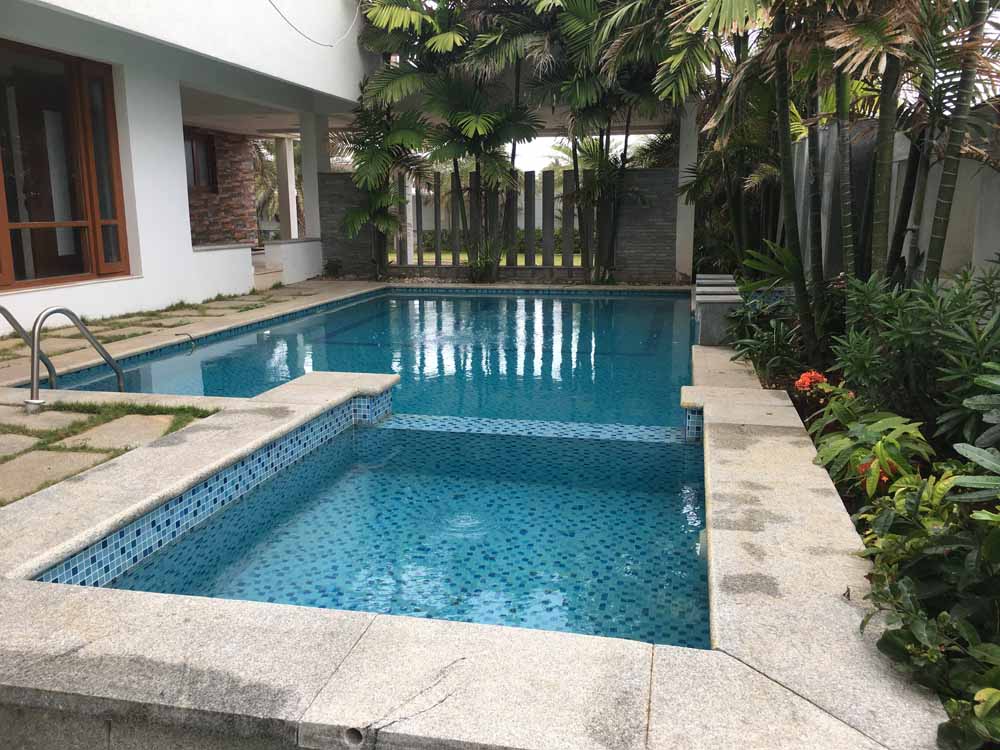 EzeeStays Olive Beach House