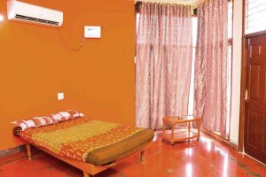 beach-house-for-rent-in-kovalam
