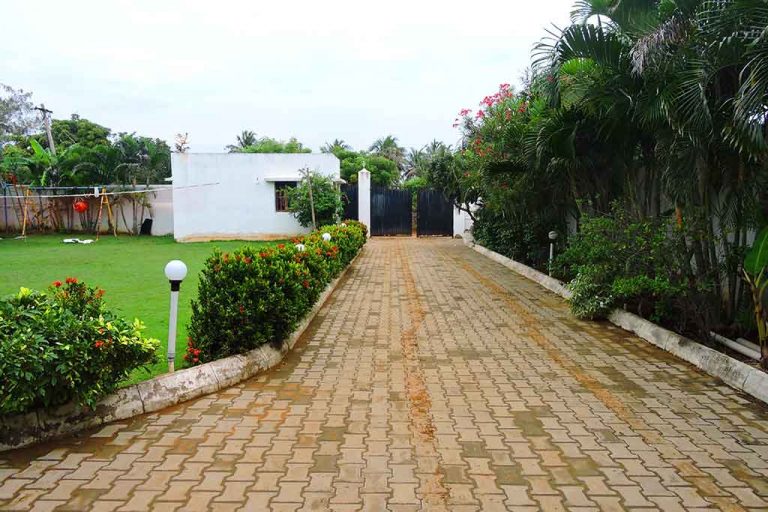 Beach houses for rent in Chennai, Dolphin City Beach House for rent in