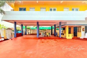 budget beach house ecr outdoor